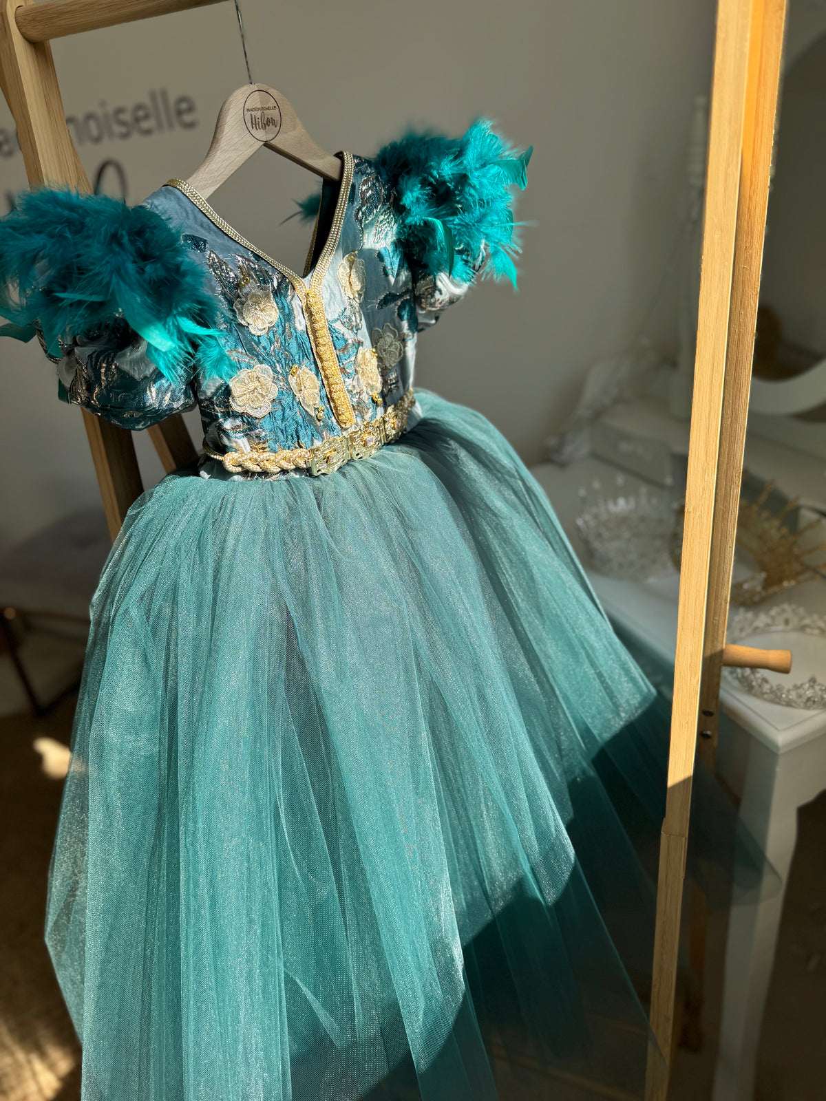 Caftan or et émeraude
