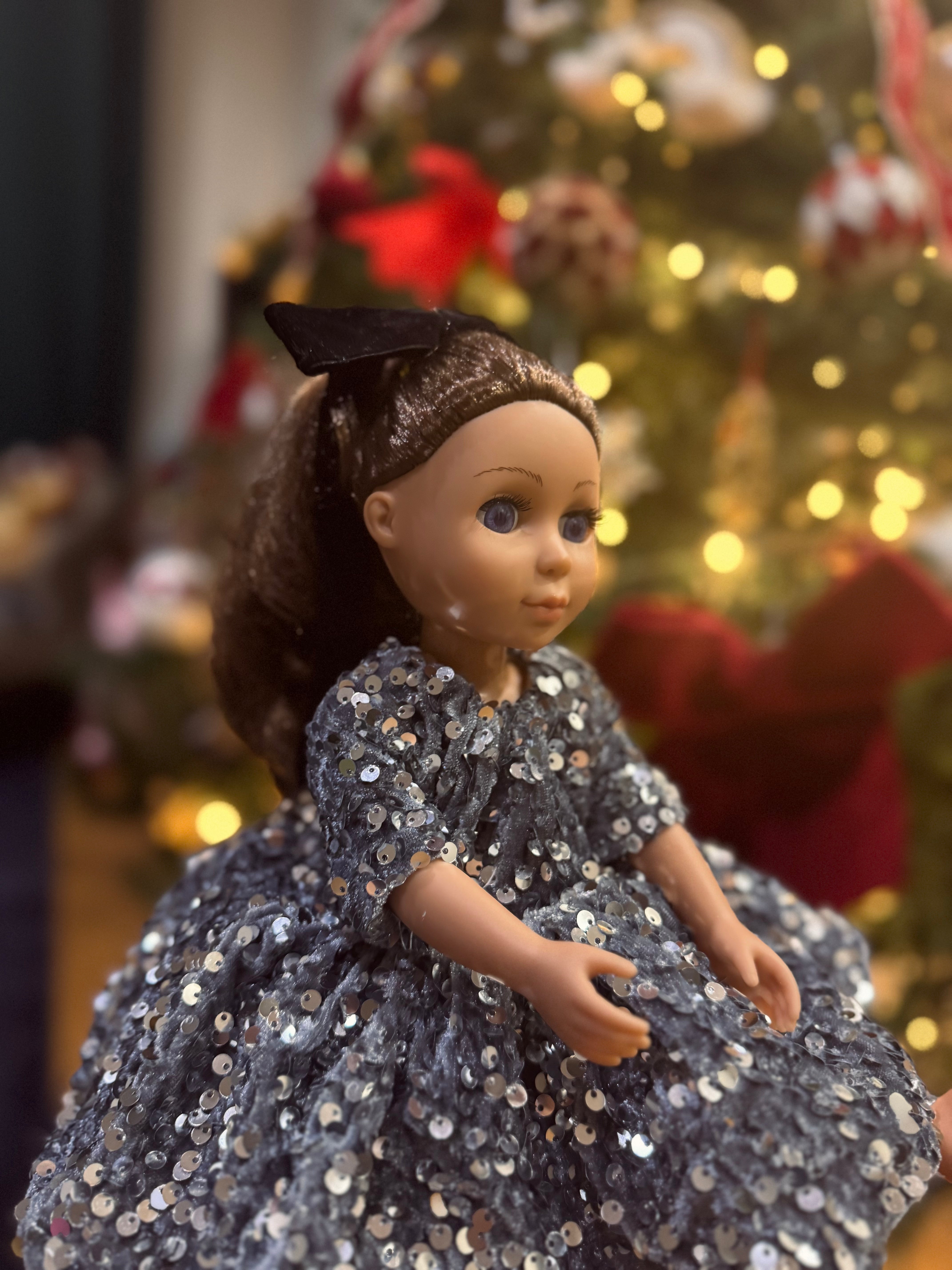 Box de Noël robe à sequins avec poupée