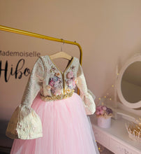 Charger l&#39;image dans la galerie, Caftan Bridgerton