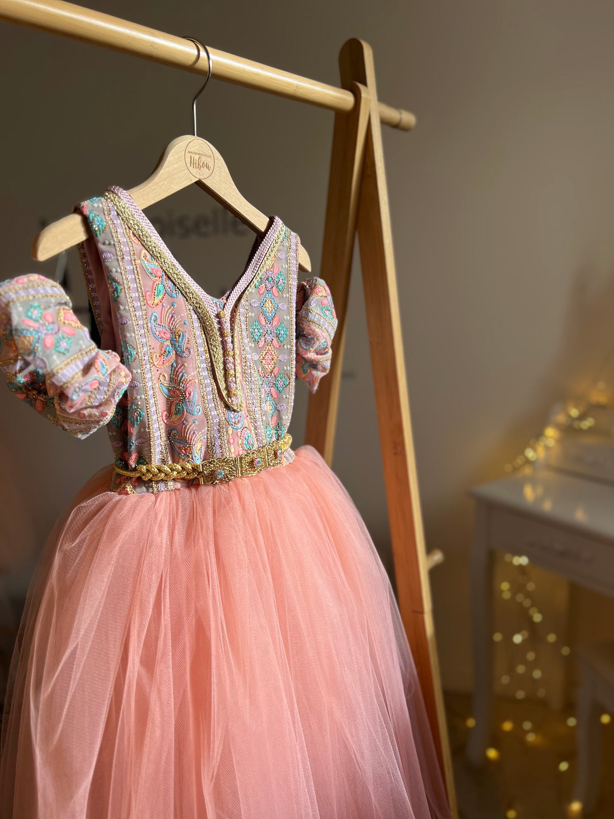 Caftan brodé rose blush