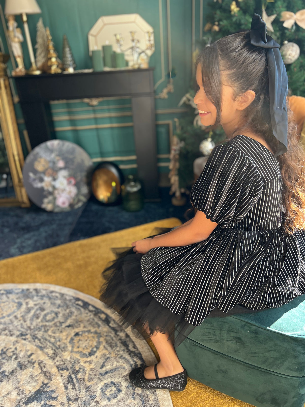Robe en velours noir et argent