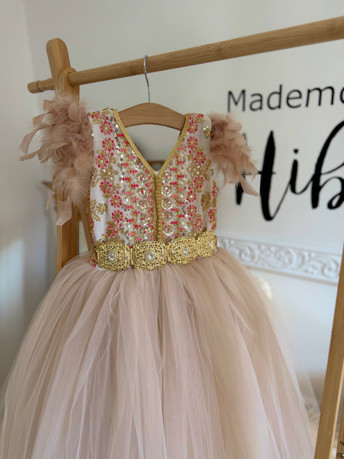 Caftan perlé noisette