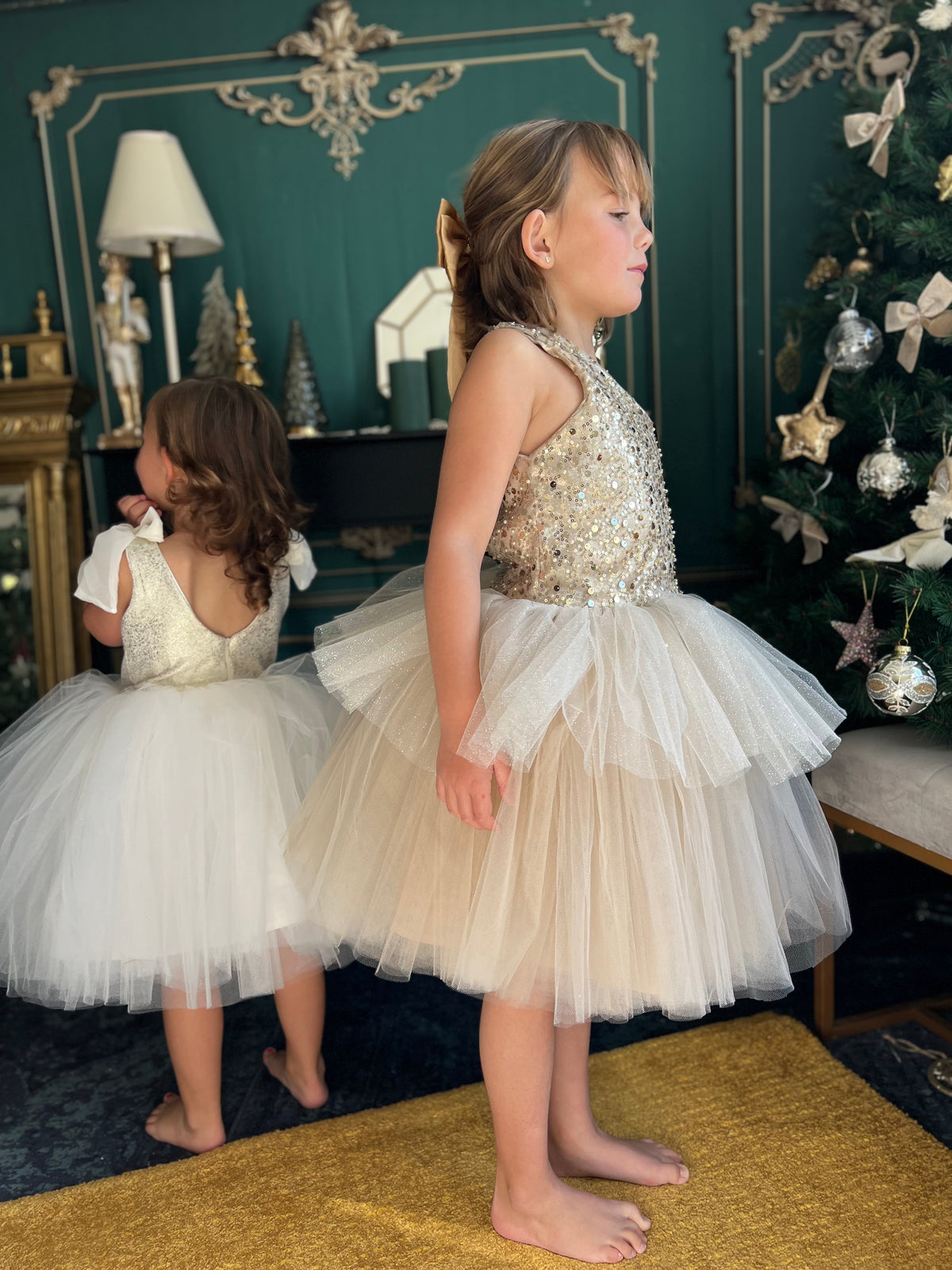 Robe perlée or, volant tulle paillettes et tutu