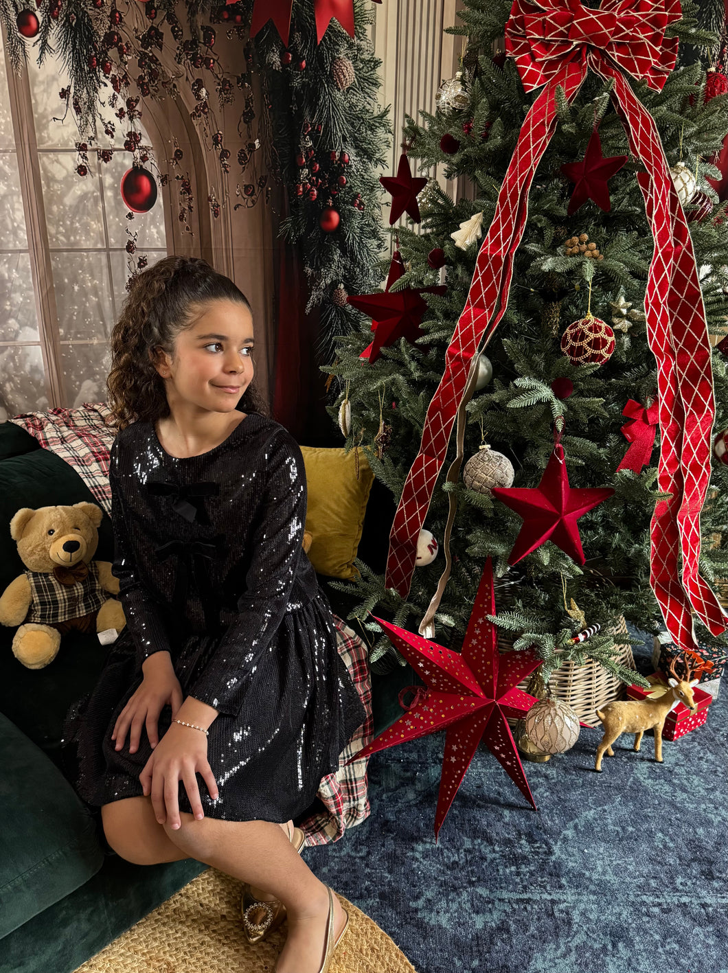 Ensemble top et jupe en sequin noir, noeuds en velours