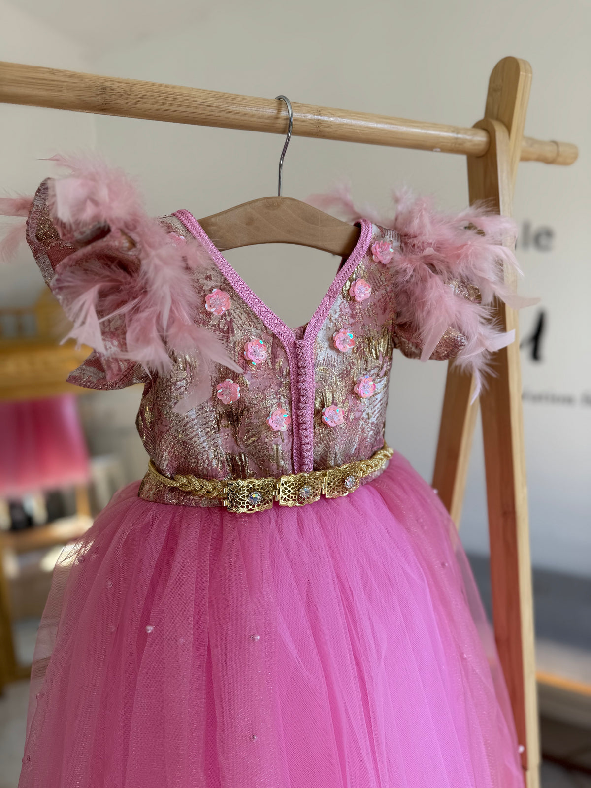 Caftan brocart rose bonbon