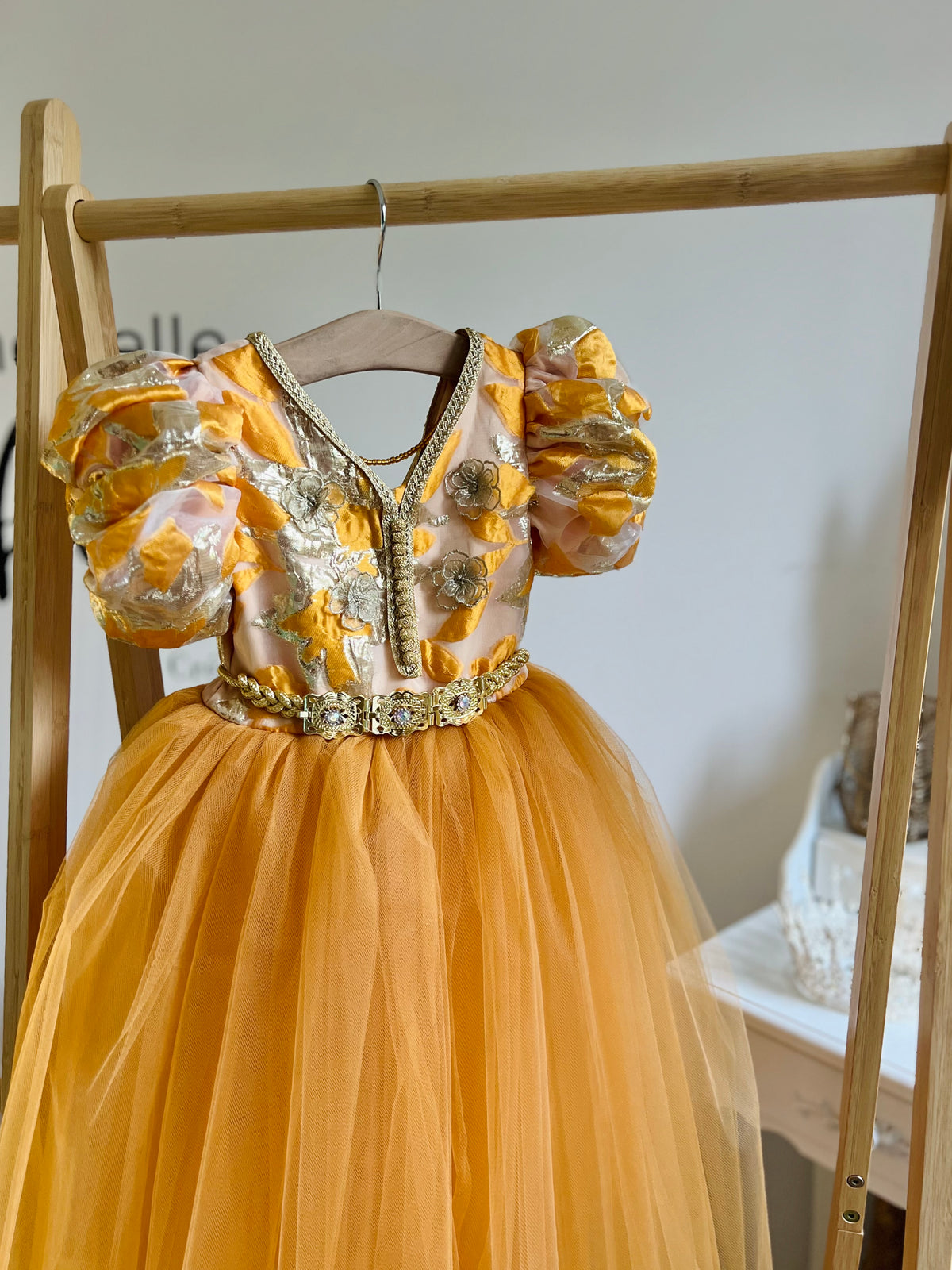 Caftan orangé