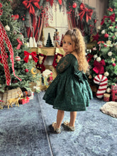 Charger l&#39;image dans la galerie, Robe dentelle émeraude noeud en velours