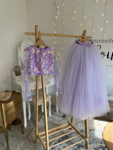 Ensemble lilas réservé