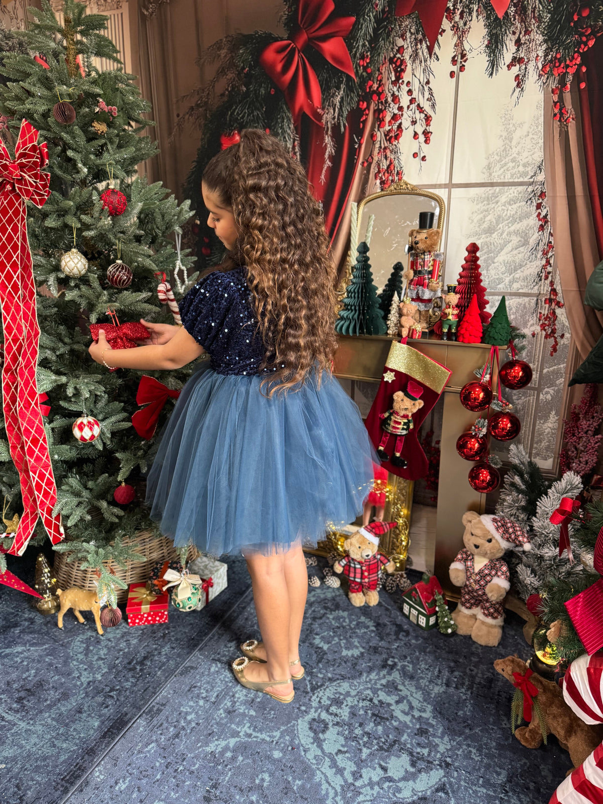 Robe sequin bleu nuit et tutu