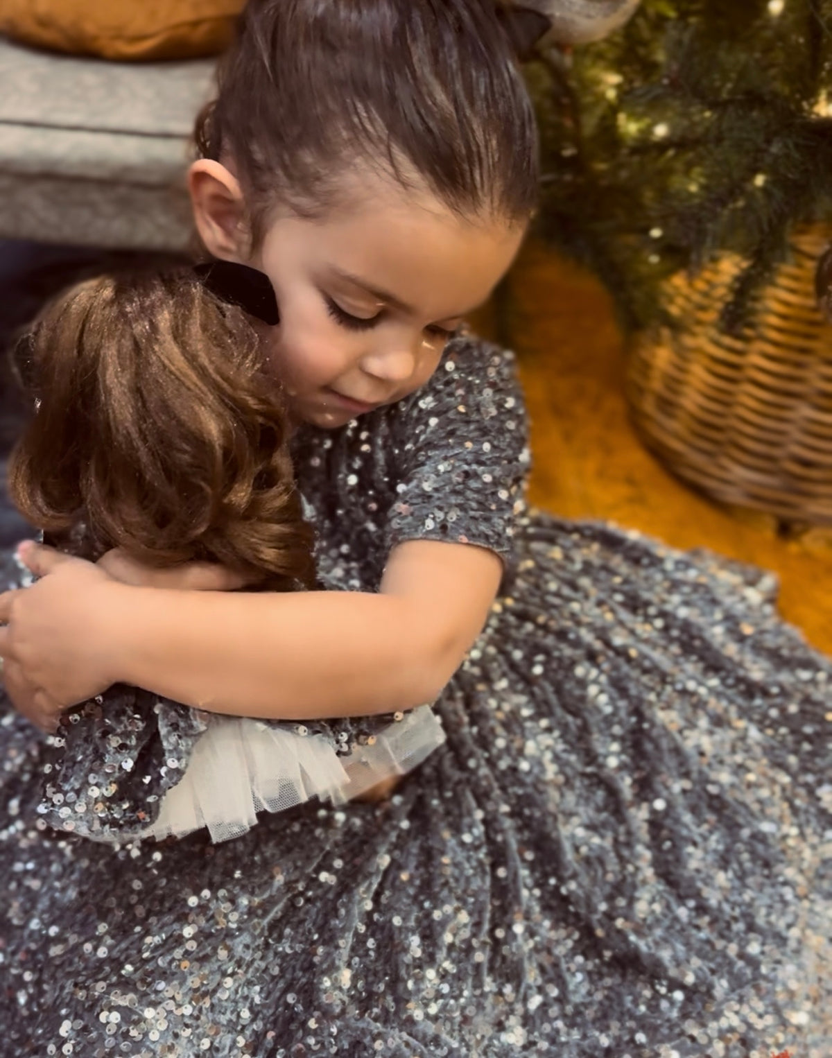 Box de Noël robe à sequins avec poupée