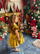 Charger l&#39;image dans la galerie, Robe velours or