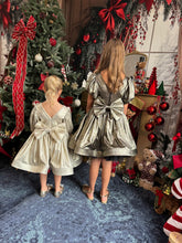 Charger l&#39;image dans la galerie, Robe noire reflets irisés dorés